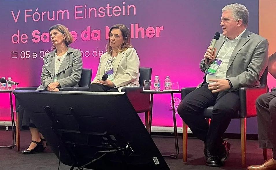Participação do Dr. Felipe Andrade no V Fórum Einstein de Saúde da Mulher, com o tema ”Anticoncepcional e Câncer de Mama
